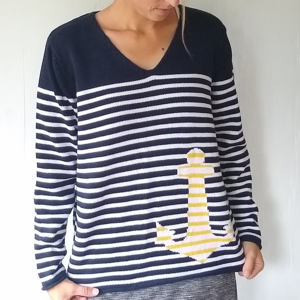 VINTAGE Women's navy striped anchor nautical v-neck 100% Cotton knit sweater